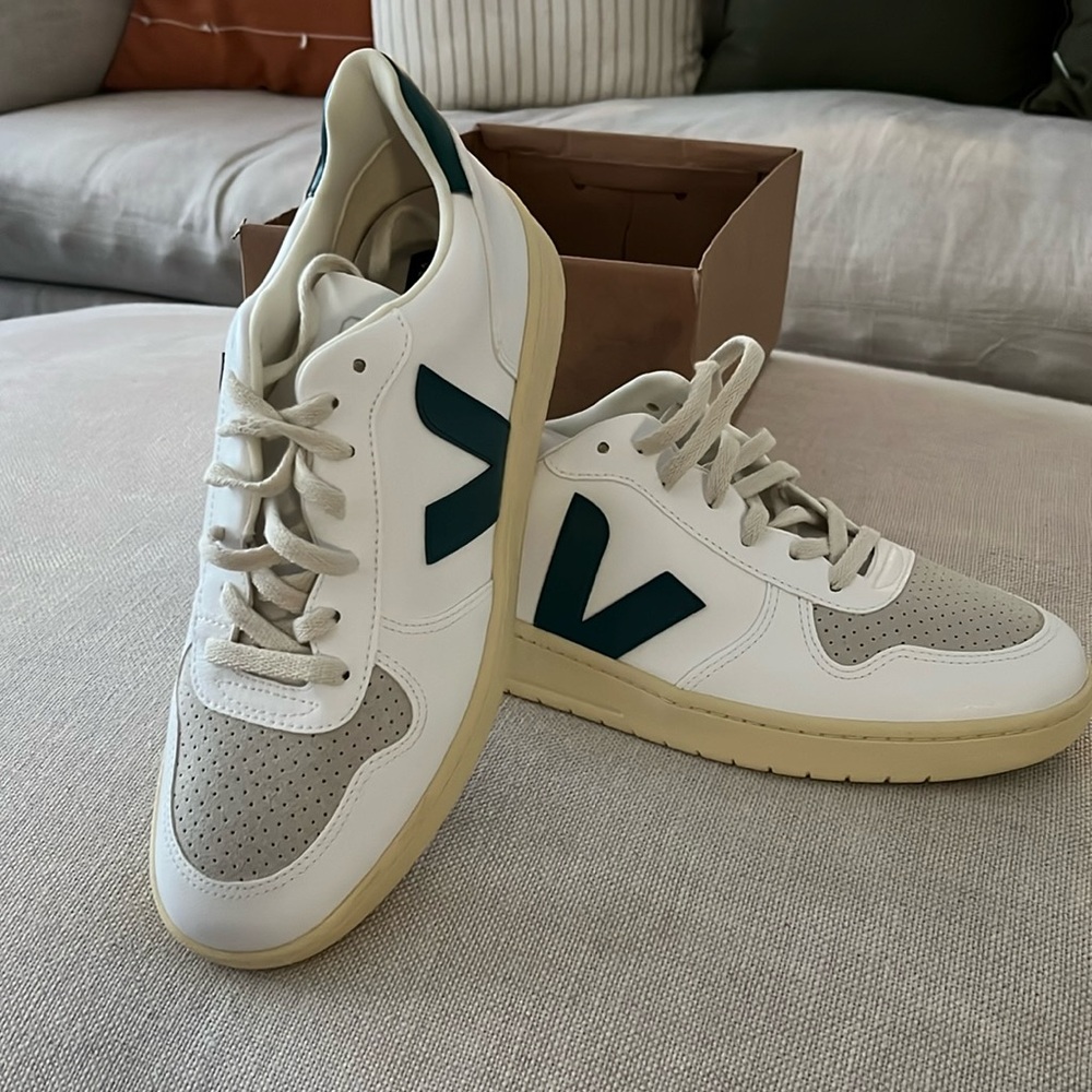 NWT Men’s Veja Brittany Shoe